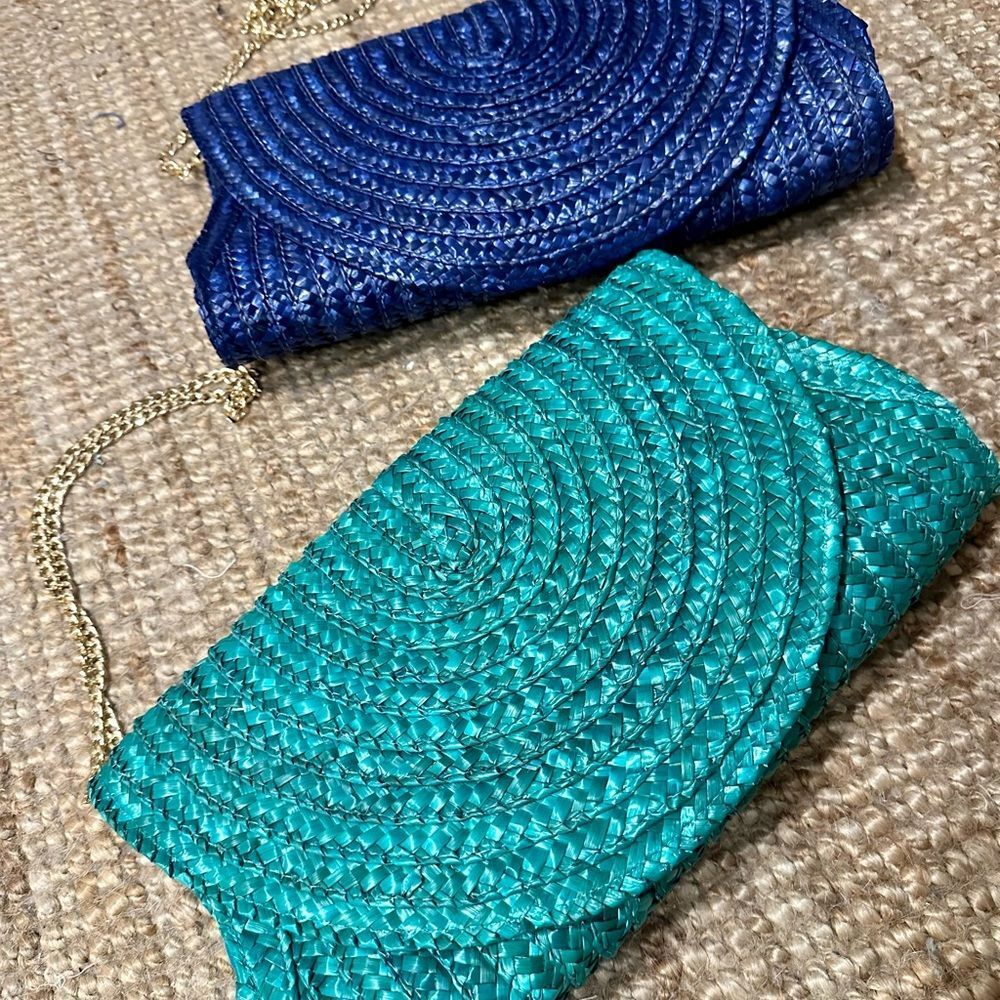 Straw Purse - Picture 2 of 7